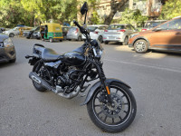 Black Bajaj Avenger Street 160