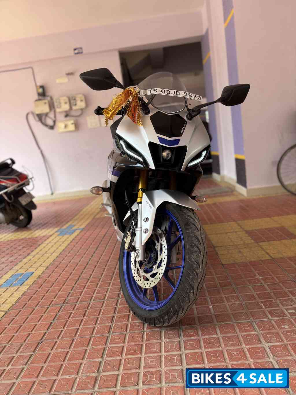Yamaha R15M