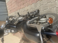 Bajaj Avenger 200 DTS-i