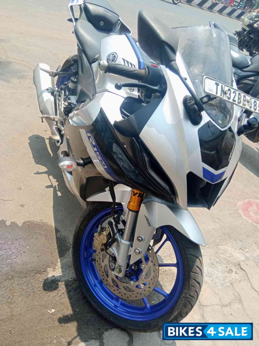 Yamaha R15M Yamaha R15M