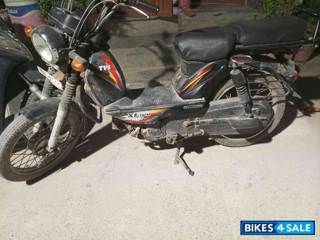 TVS XL 100