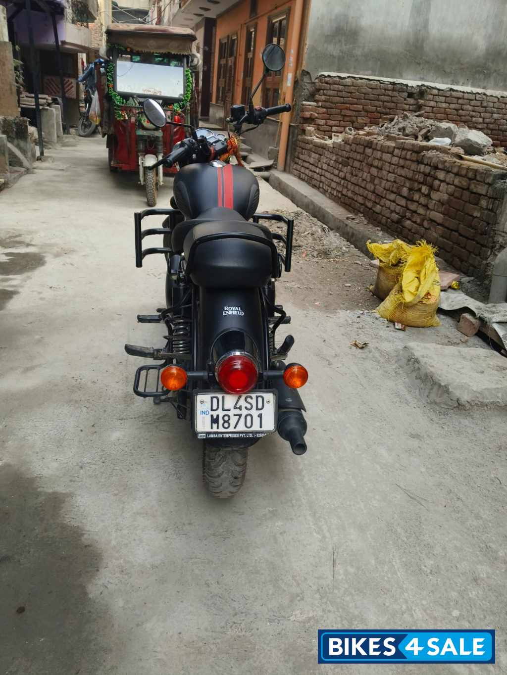 Black Royal Enfield Classic Stealth Black Black Royal Enfield Classic Stealth Black