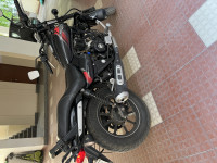 Bajaj Avenger Street 220