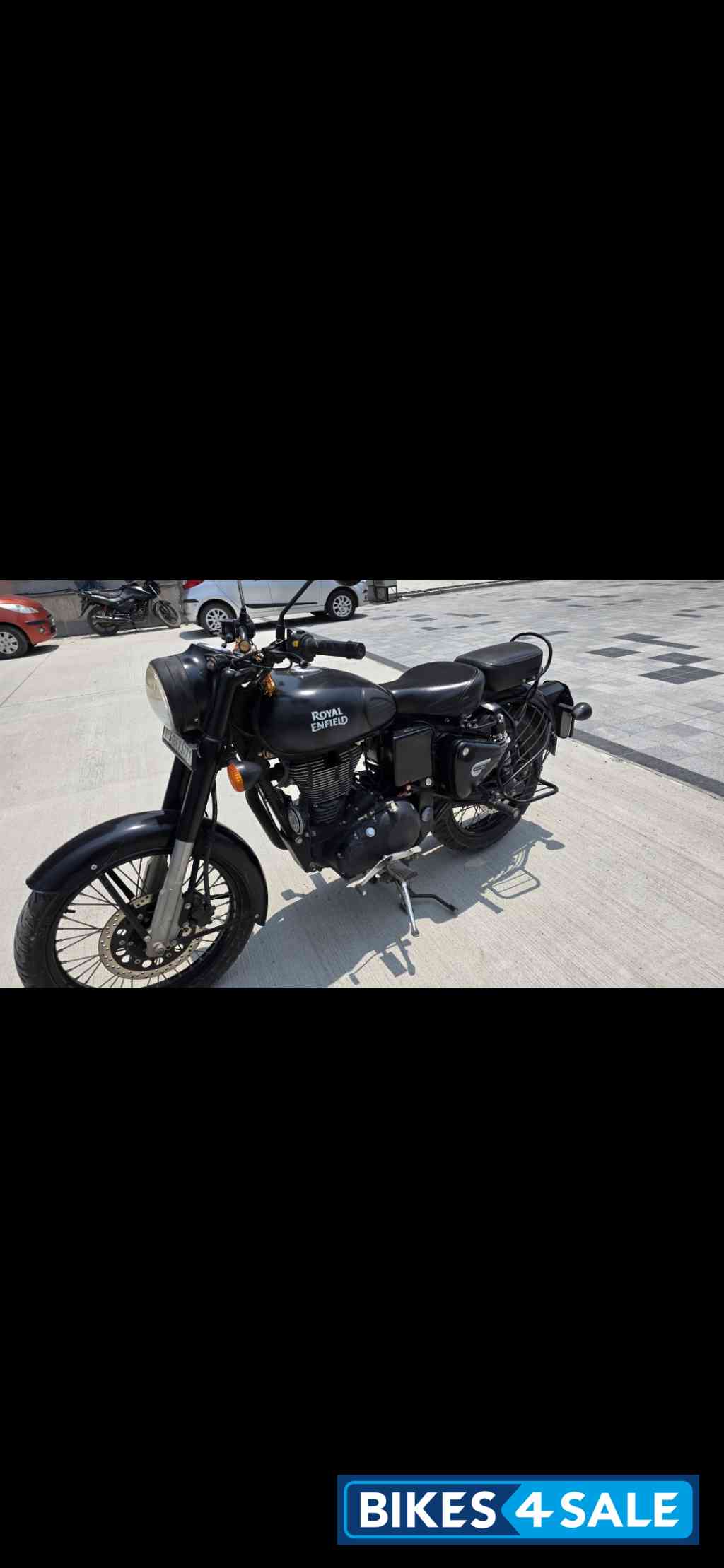 Stealth Black Royal Enfield Classic Stealth Black