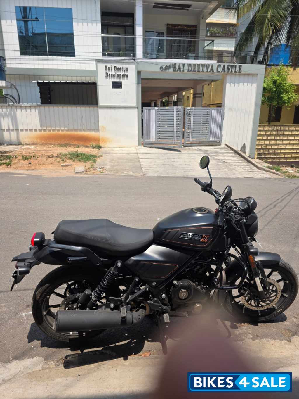 Black Harley Davidson X440 S