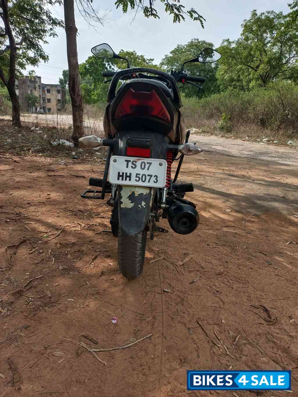 Black With Heavy Grey Hero Glamour 125 Black With Heavy Grey Hero Glamour 125