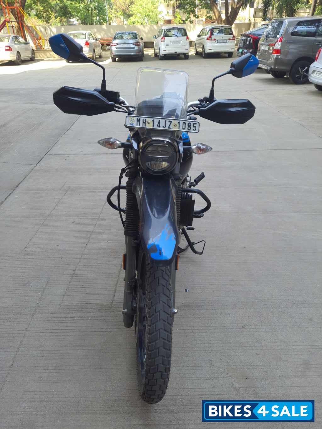 Polestar Blue Hero Xpulse 200 4V Polestar Blue Hero Xpulse 200 4V