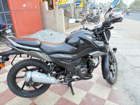 Black TVS Raider 125