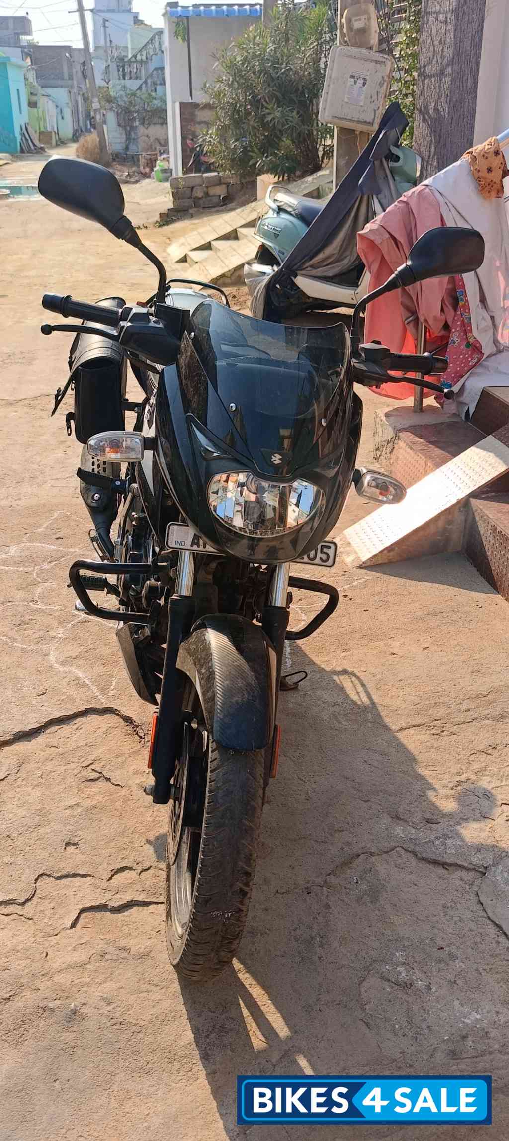 Bajaj Pulsar 125