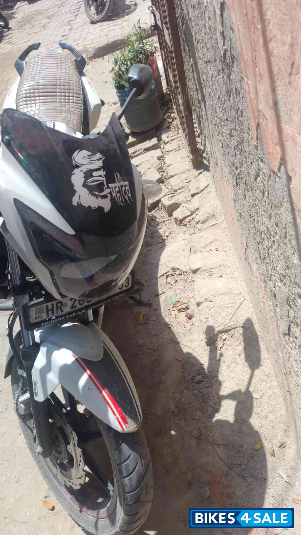 TVS Apache RTR 160 TVS Apache RTR 160