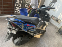 Metallic Sonic Silver Suzuki Avenis 125 Race Edition