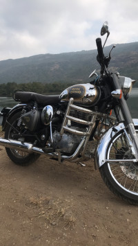 Graphite Chrome Royal Enfield Classic 500