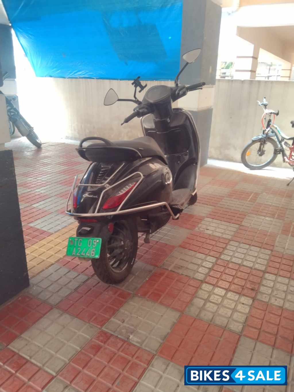 Bajaj Chetak Premium