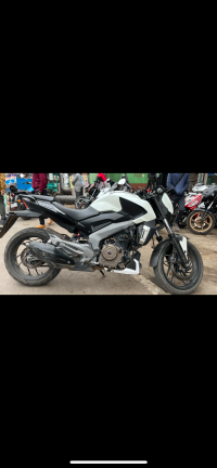 Bajaj Dominar 400