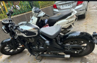 Jawa 42 Bobber Black Mirror