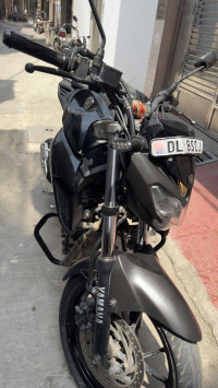Yamaha FZ25