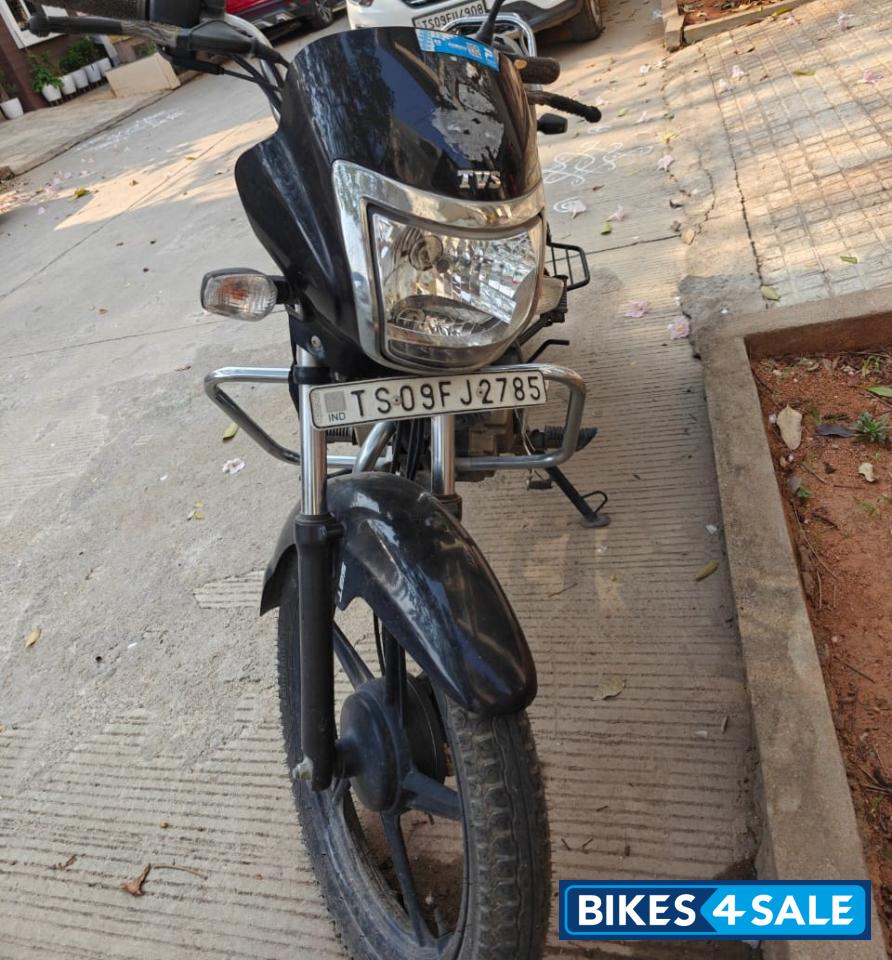 Black TVS Radeon BS6