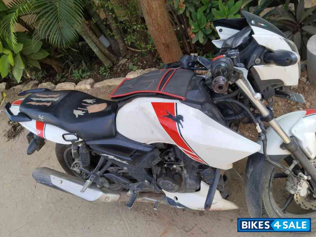 TVS Apache RTR 160 TVS Apache RTR 160