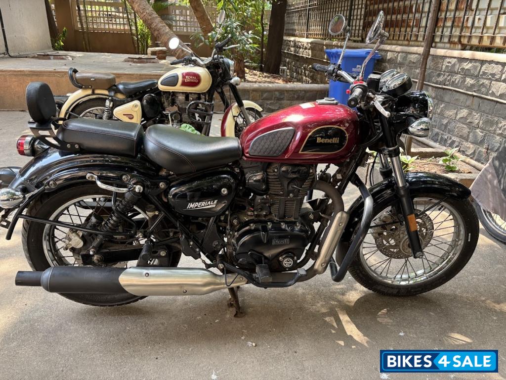 Wine Red Benelli Imperiale 400