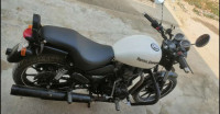 White Royal Enfield Thunderbird X 350