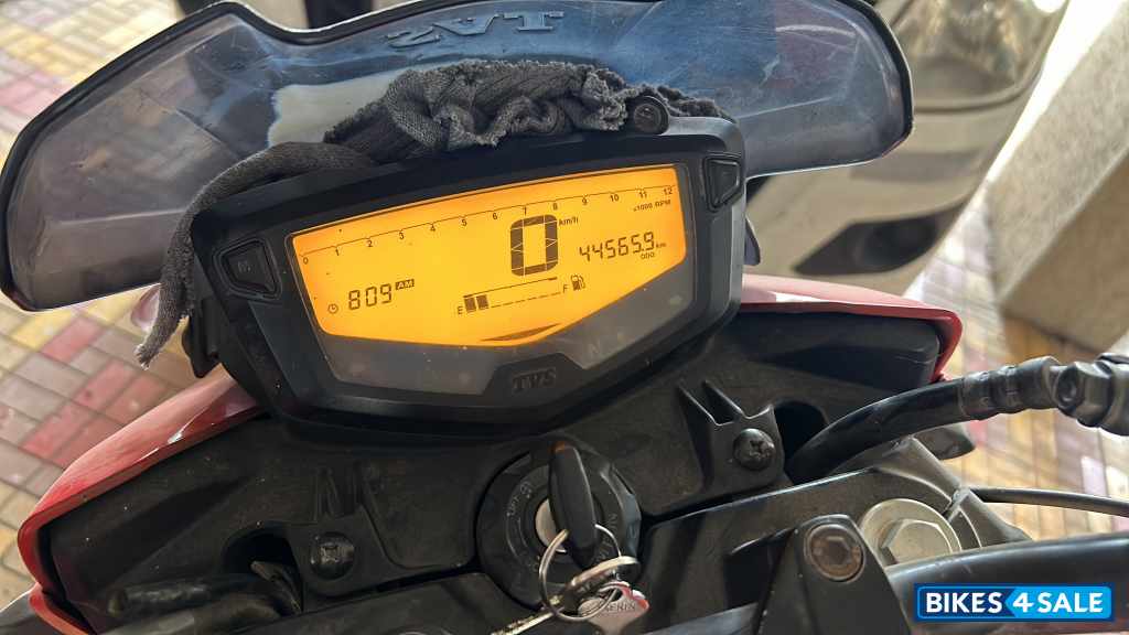 TVS Apache RTR 160 4V TVS Apache RTR 160 4V