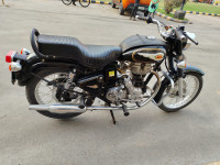 Black Royal Enfield Bullet Standard 350