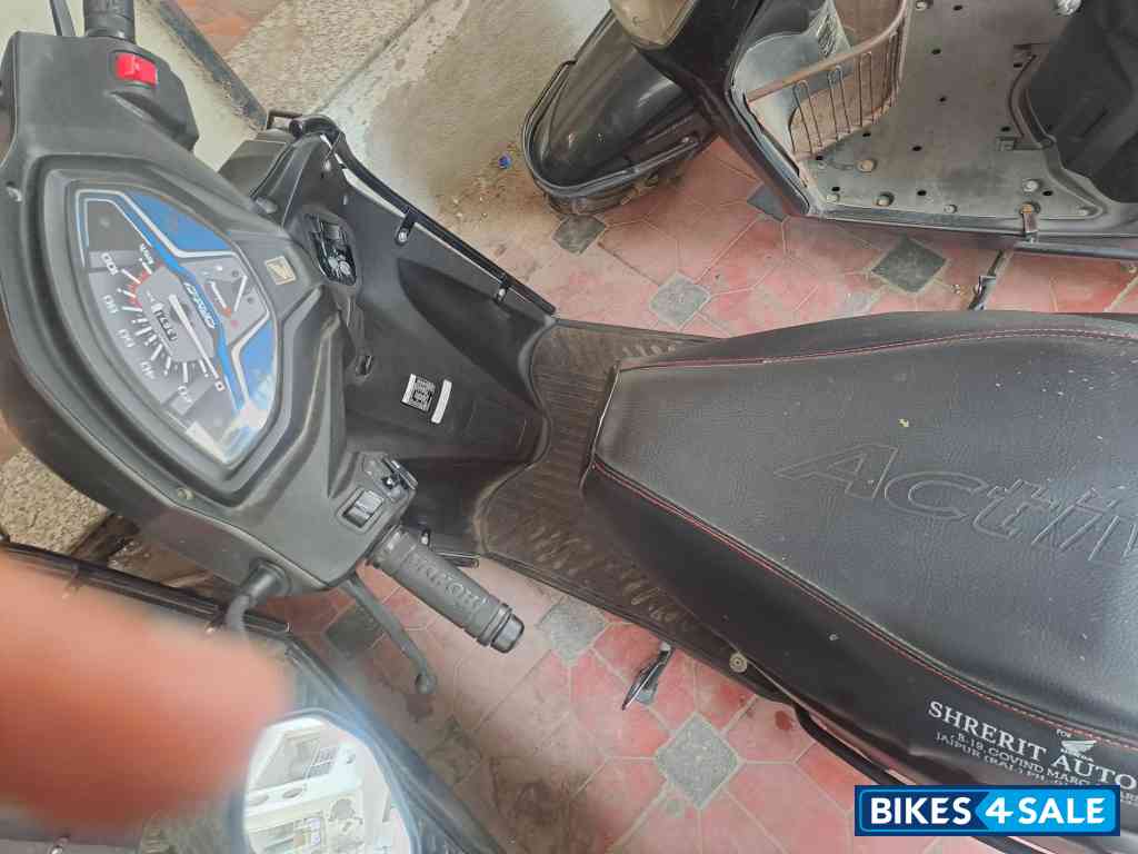 Black Honda Activa 6G Black Honda Activa 6G
