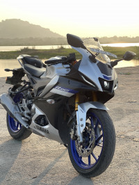 Yamaha YZF R15