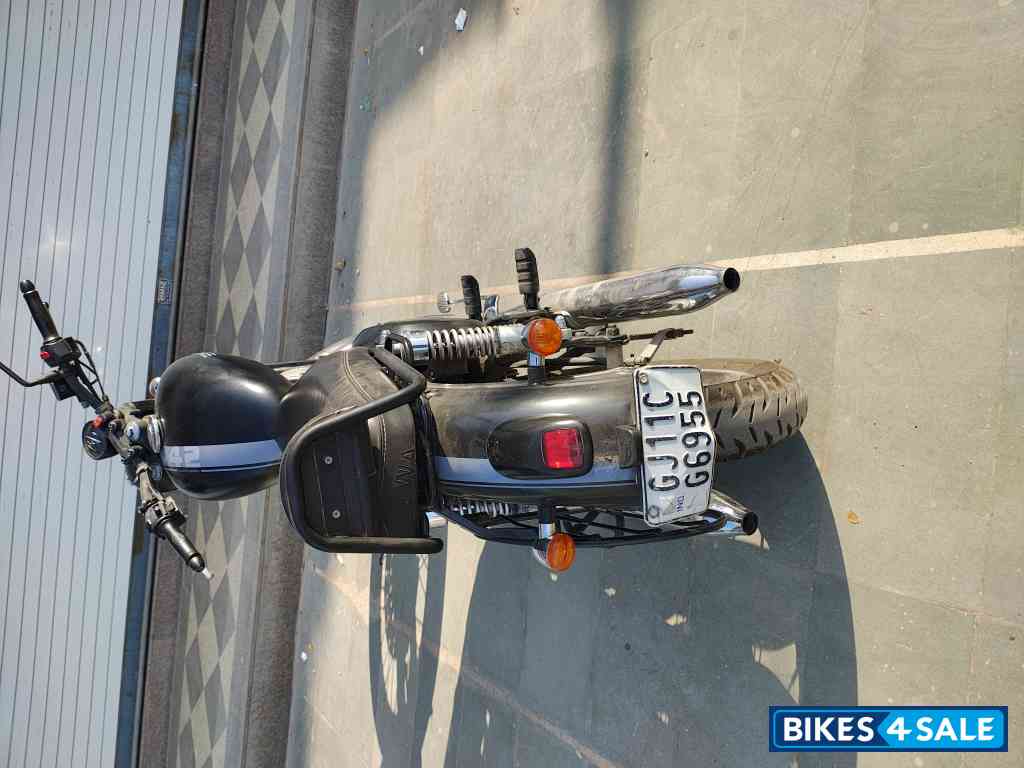 Black Jawa forty two BS6