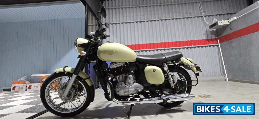 Lumos Lime Dual Abs Jawa 42 Dual Tone