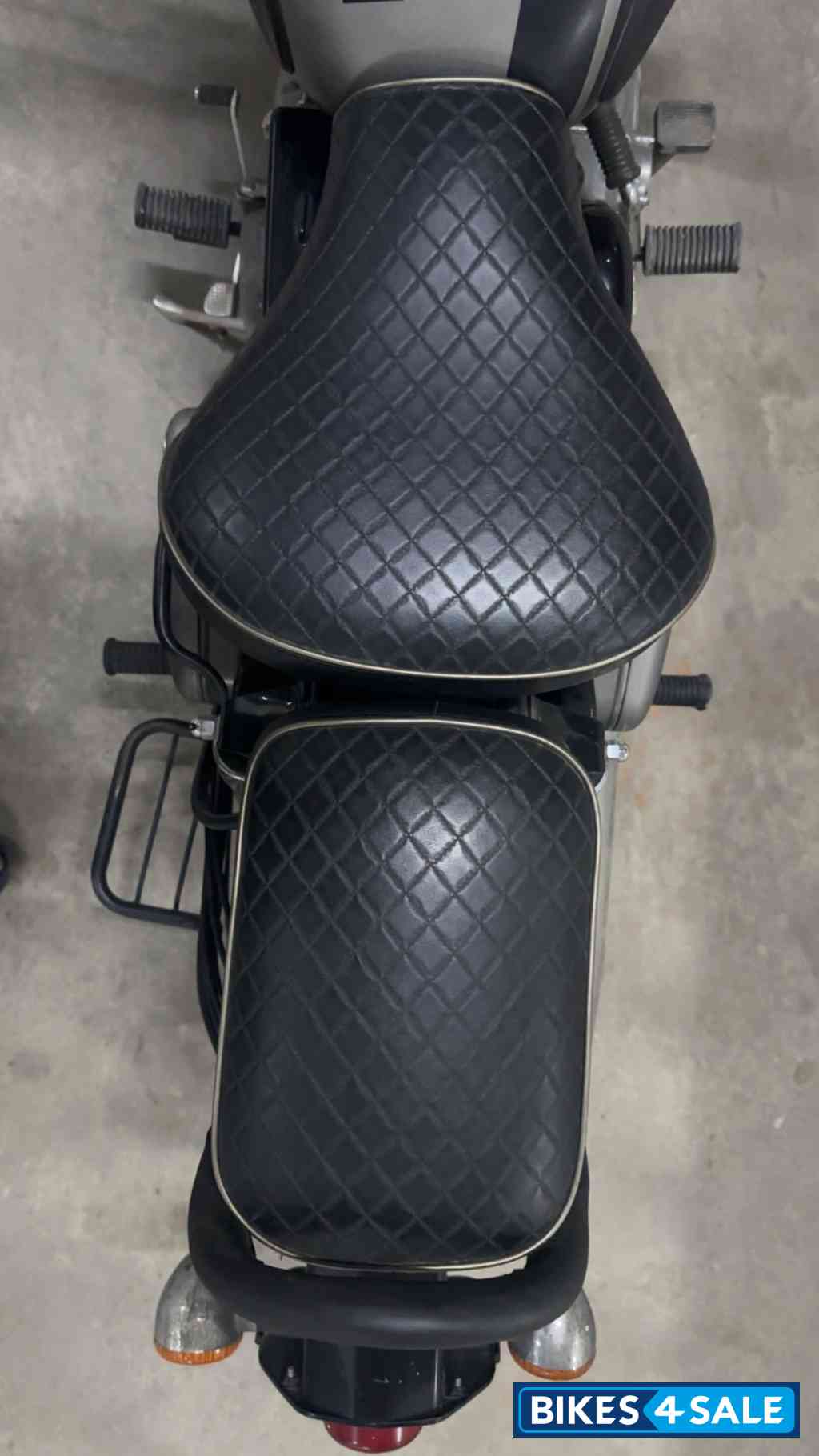 Royal Enfield Classic Gunmetal Grey