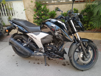 Black TVS Apache RTR 160 4V BS6