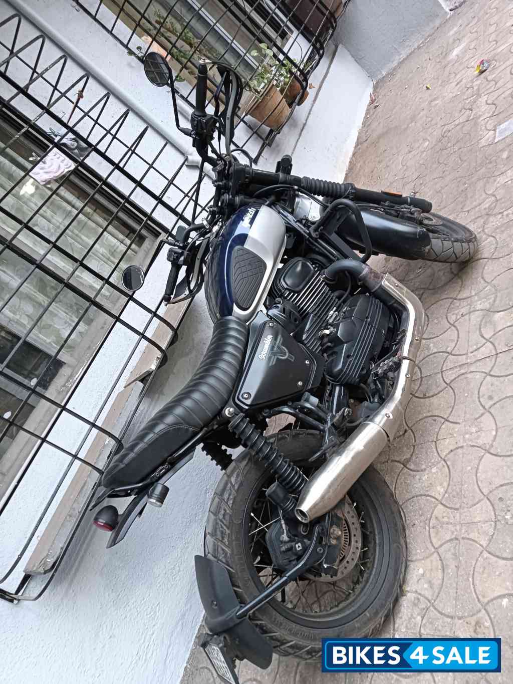 Yezdi Scrambler Single Tone
