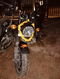 Dapper Grey Royal Enfield Hunter 350 Metro