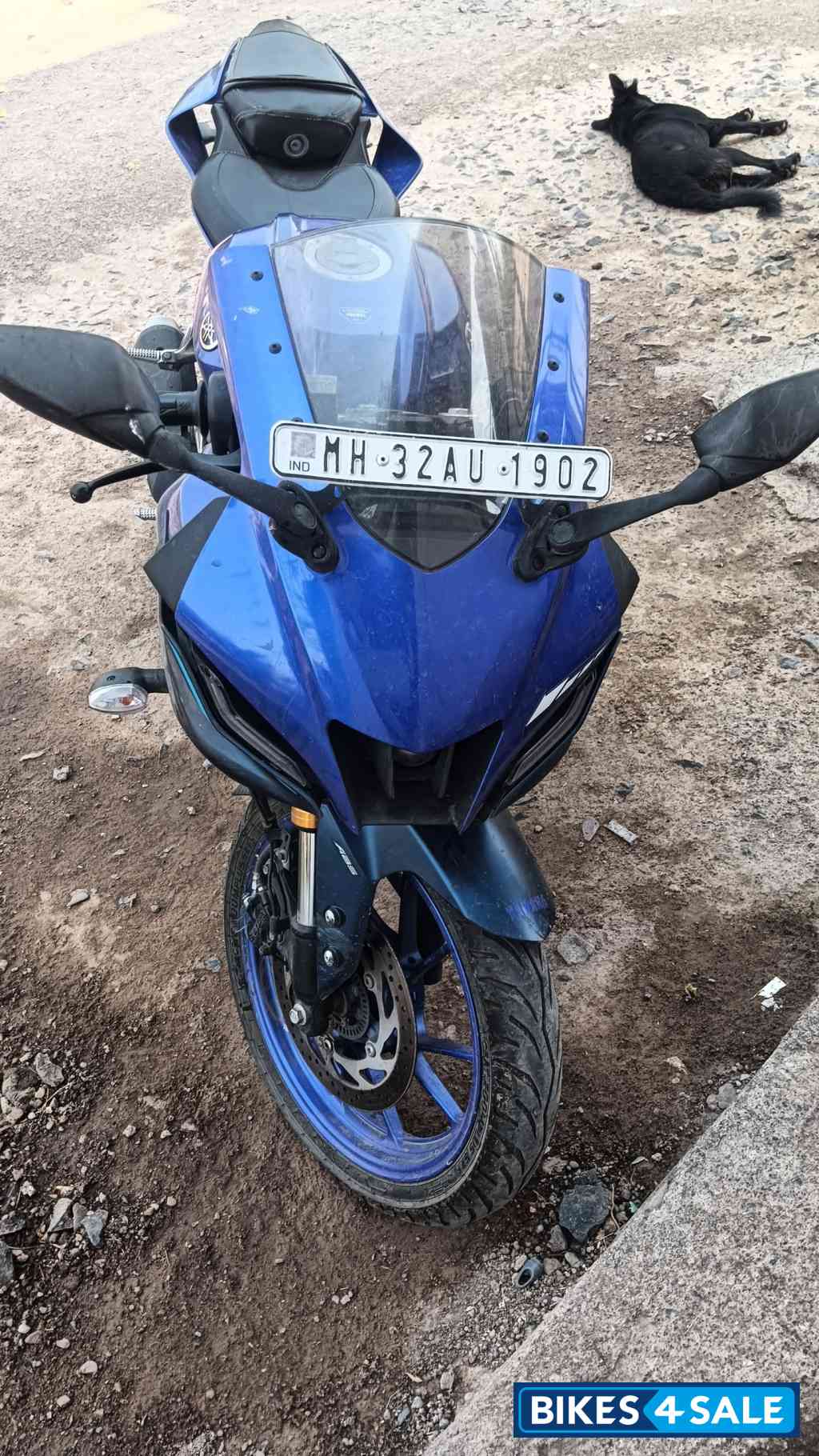 Blue π Yamaha R15 V4