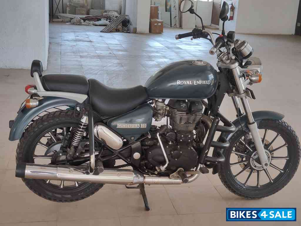 Asphalt Royal Enfield Thunderbird 350