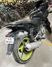 Black Bajaj Pulsar 220F