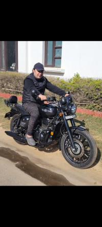 Jawa 42 Dual Channel ABS AllStar Black