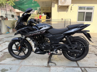 Bajaj Pulsar 220F BS6