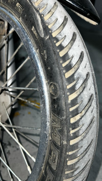 Black Bajaj Avenger Cruise 220