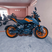 KTM Duke 200
