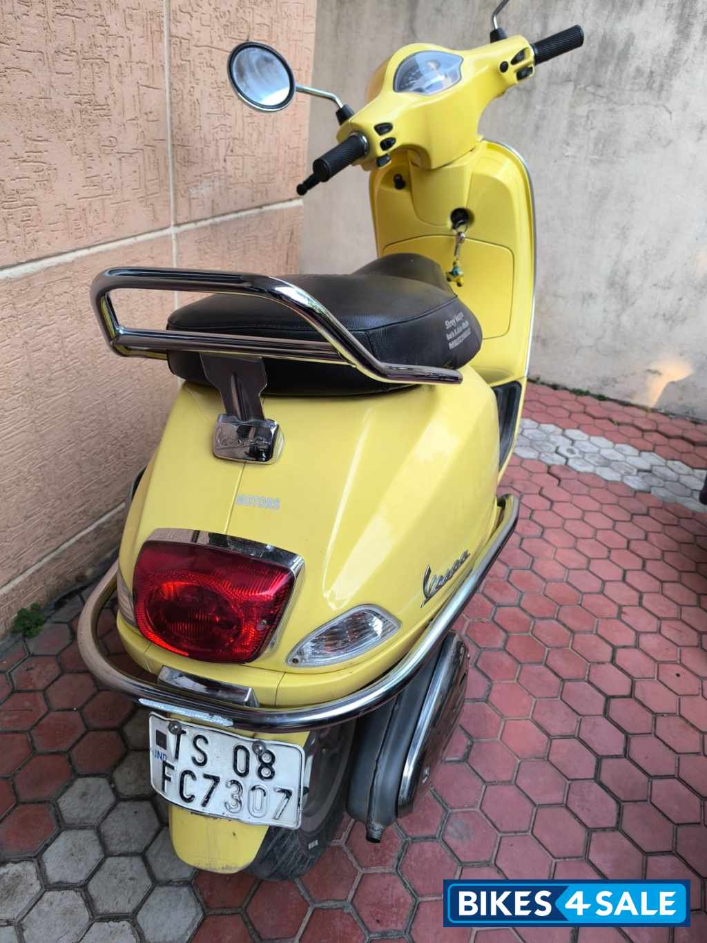 Vespa VX 125