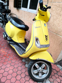 Vespa VX 125
