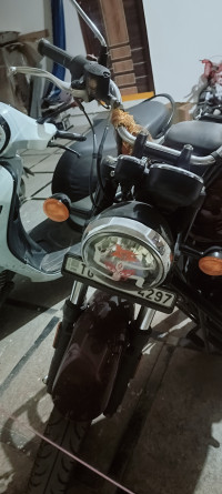 Red Royal Enfield Meteor 350 Stellar