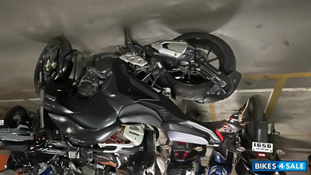 Mat Black Yamaha FZ25