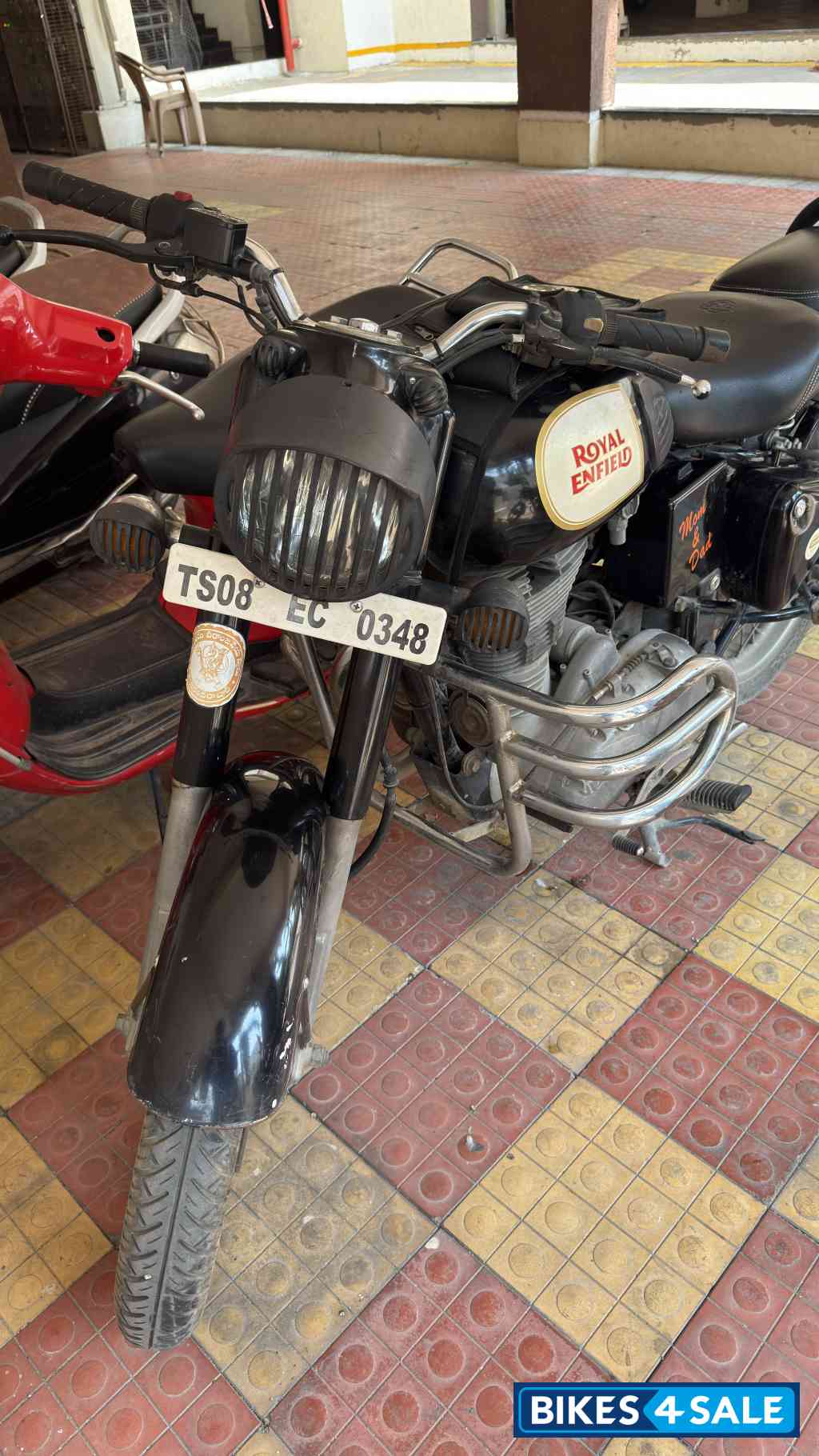 Black Royal Enfield Bullet Standard 350