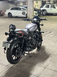 Dapper Grey Royal Enfield Hunter 350 Metro