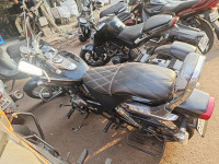 Black Bajaj Avenger Cruise 220
