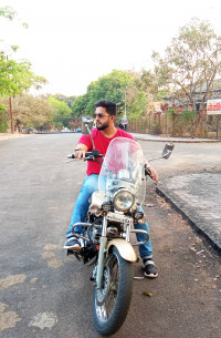 Bajaj Avenger Cruise 220