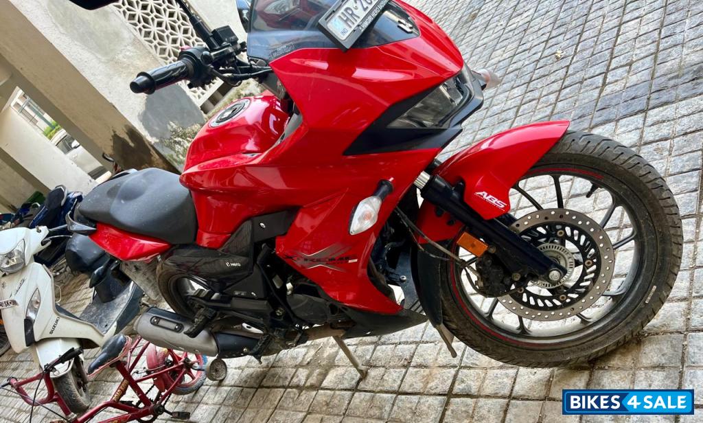 Red Hero Xtreme 200S BS6